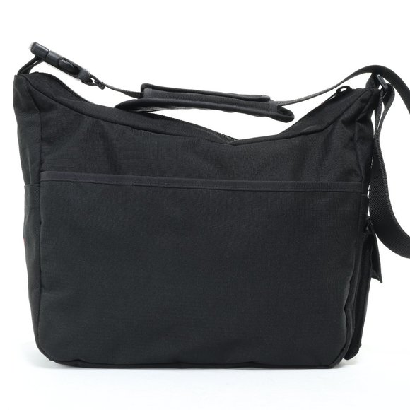 Roots Canada Messenger/Shoulder/Crossbody/Laptop β’ 15 X 12 X 5 β’ Black/White - Picture 3 of 14